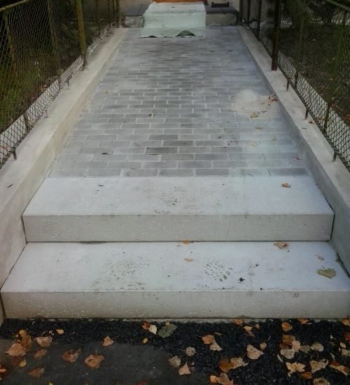 Chodníky, příjezdové cesty Chodníky a pojezdové plochy